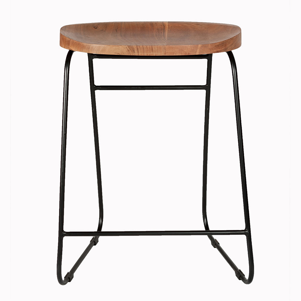 Elegantly Designed Bar Stool