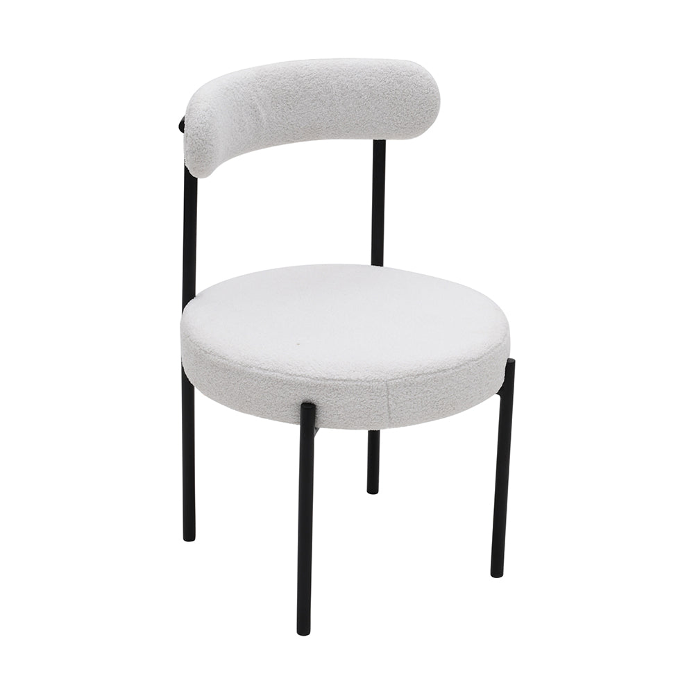 Casablanca Carved Dining Table With 6 Seater Chair